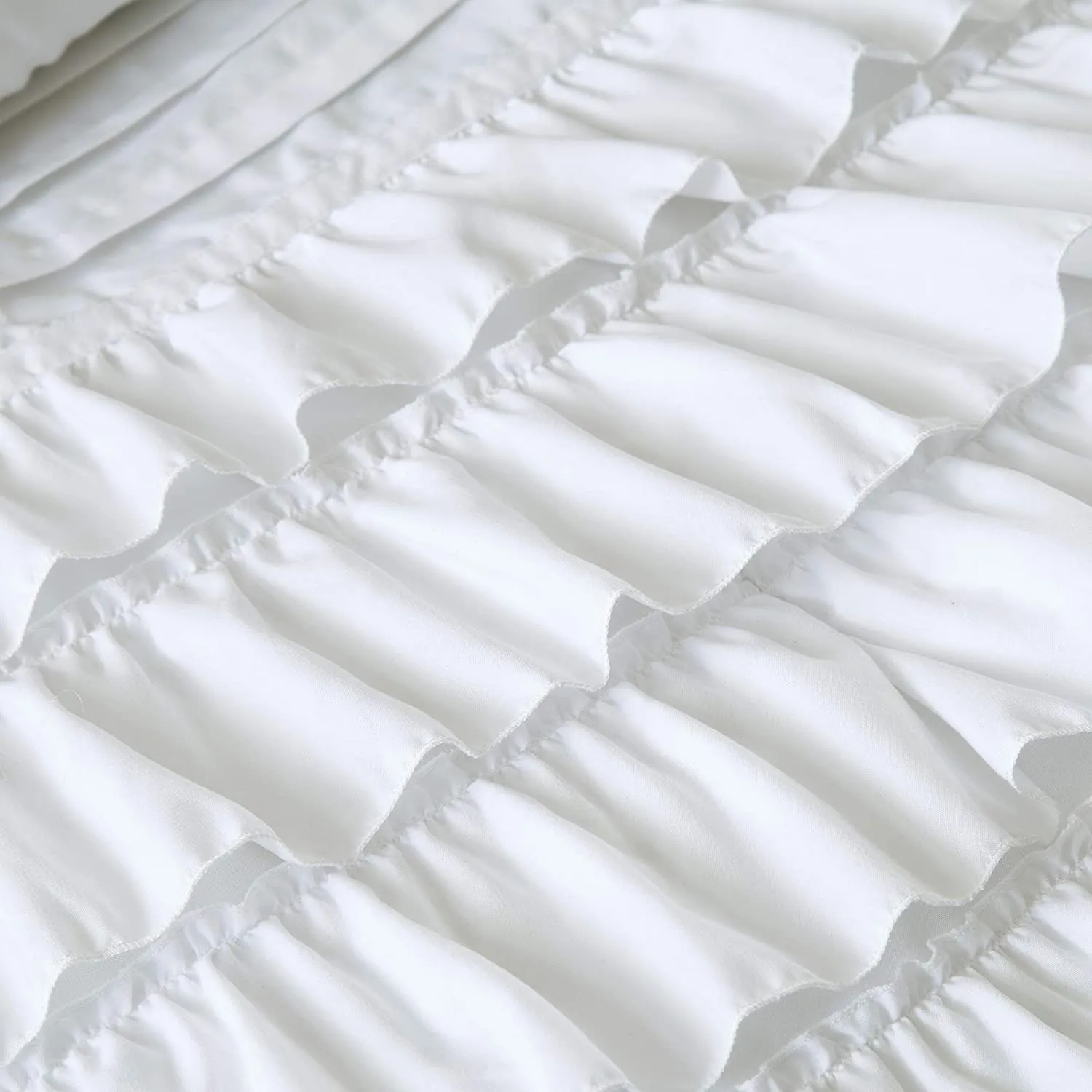 The Waterfall White Bed Set