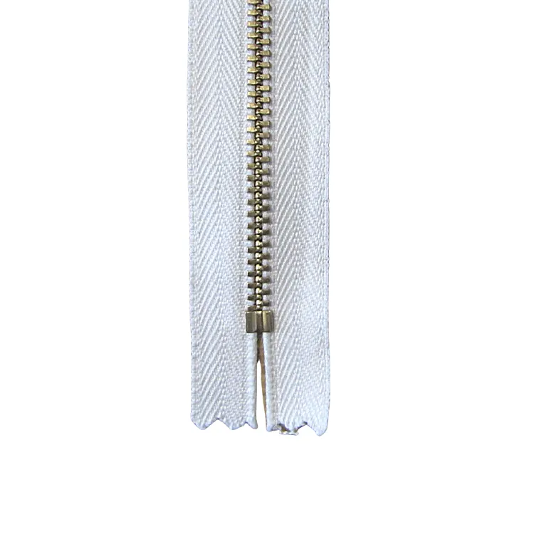 Zipper-Natural-21"- Closed Bottom